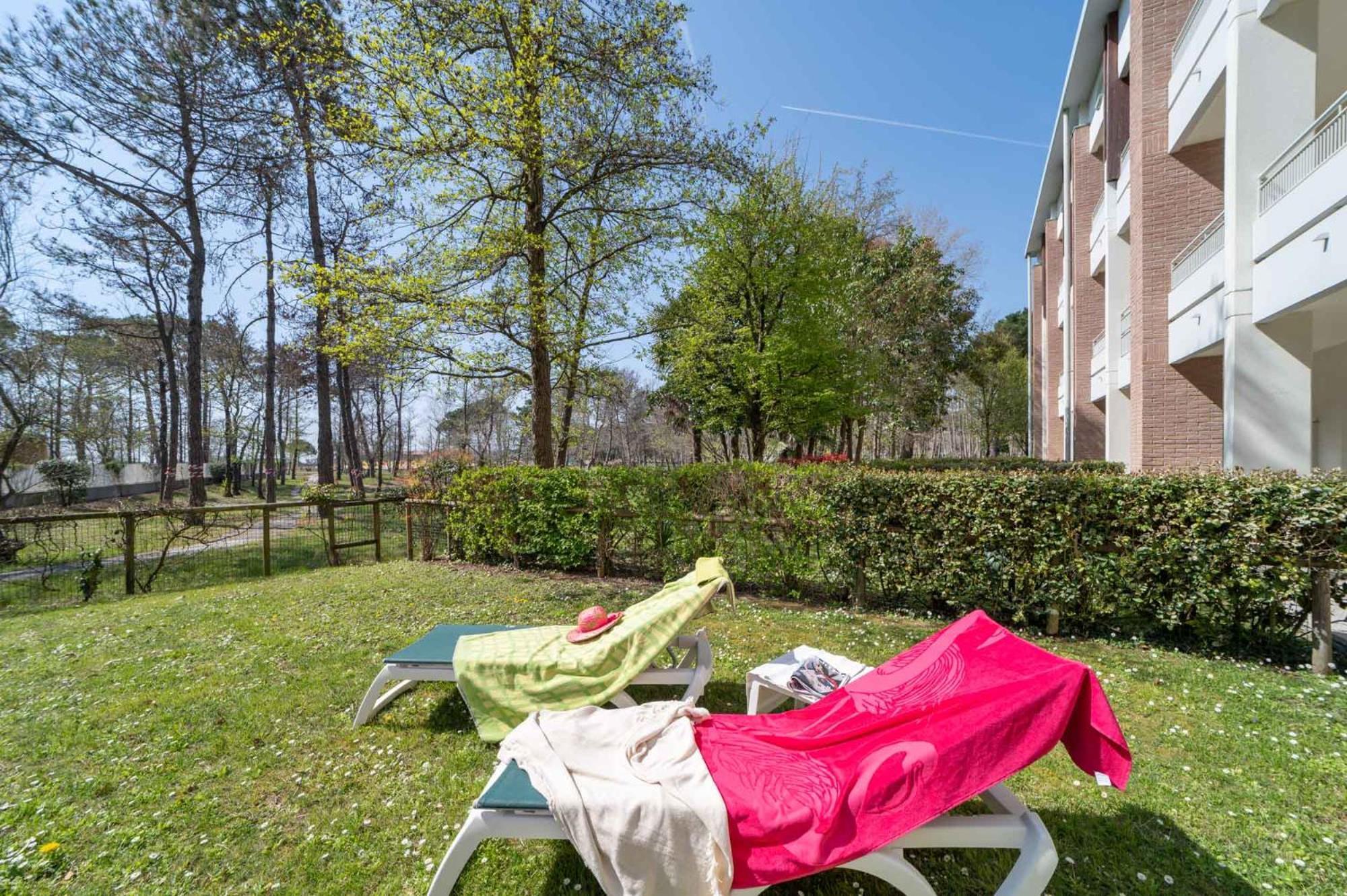 Residenza Al Parco Aparthotel Bibione Exterior photo